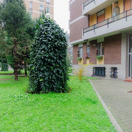 Mini Loft Linate Airport And Blu Metro Lägenhet Milano Exteriör bild